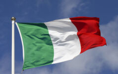 Aexbridge Capital on the time to grasp the Italian opportunity The Italian flag waving in the wind.